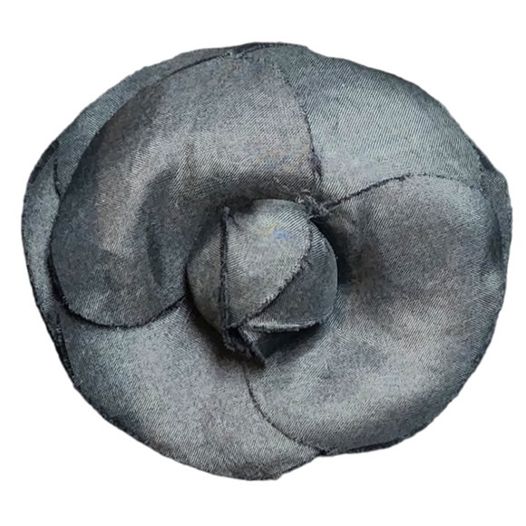 100% Silk Black Camelia Flower Pin Brooch with Black Box - Picture 4 of 8